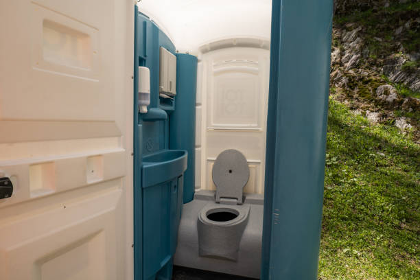 Portable Toilet Options We Offer in Lakeside, MT